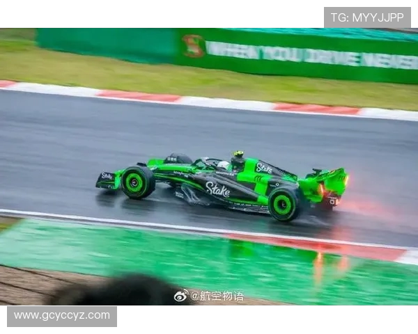 F1赛车空气动力学设计黑科技感